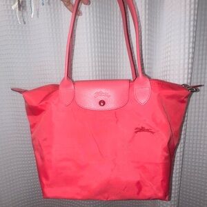 Longchamp Le Pliage Medium Tote